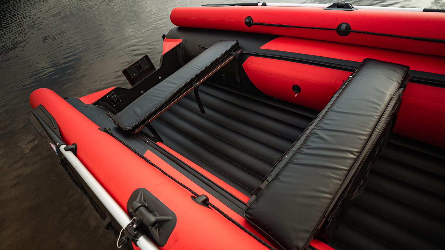 Лодка MISHIMO RIVER FJET PRO 430  под водомет в Южно-Сахалинске