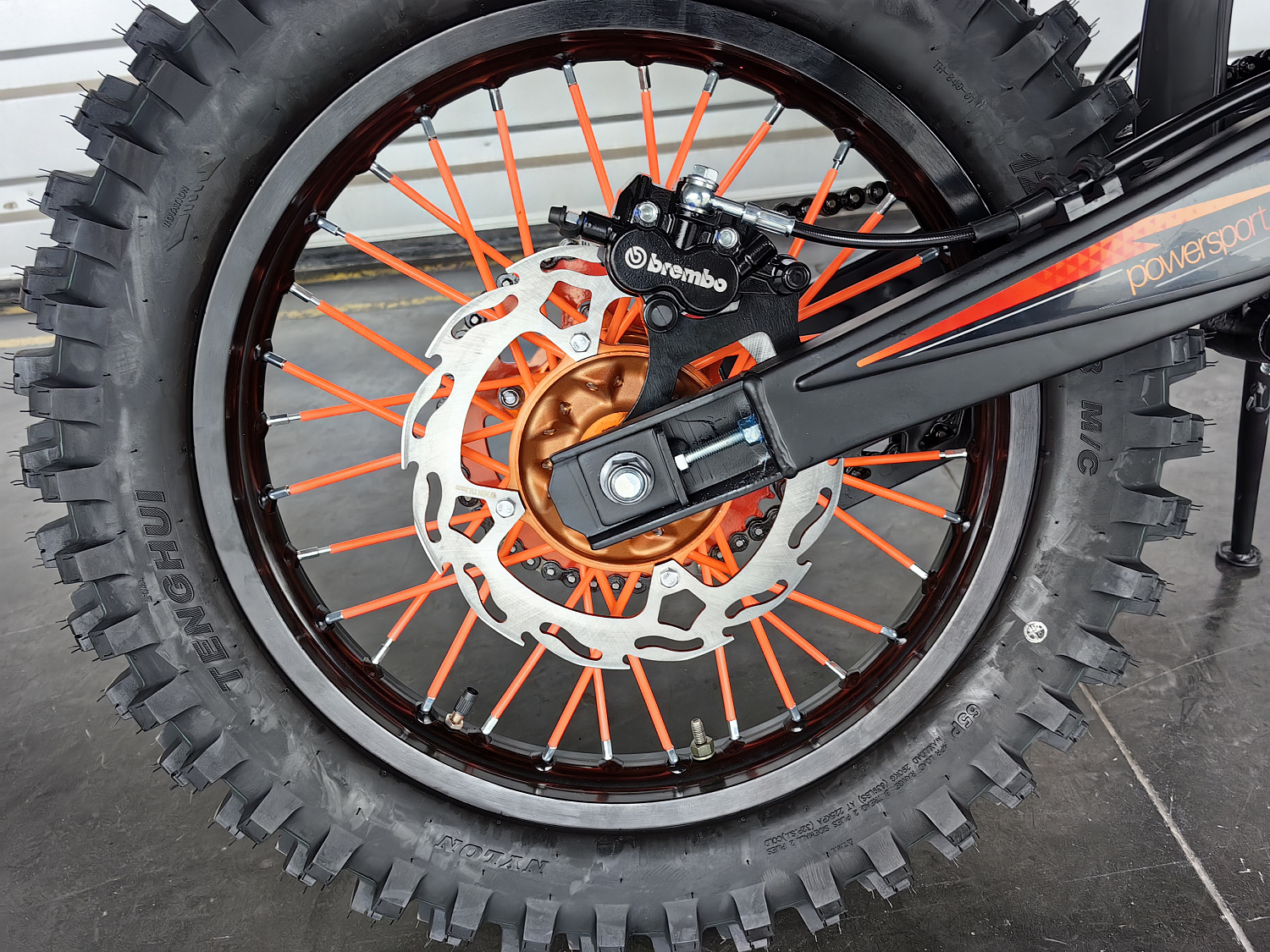 Кроссовый мотоцикл PROMAX INFERNO 380 (4 valves, 6 gears) в Южно-Сахалинске