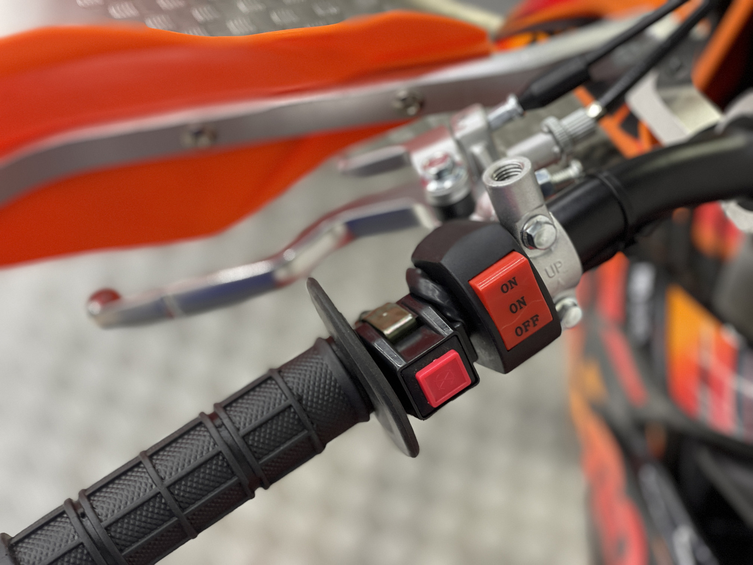 Кроссовый мотоцикл PROMAX INFERNO 380 (4 valves, 5 gears) в Южно-Сахалинске